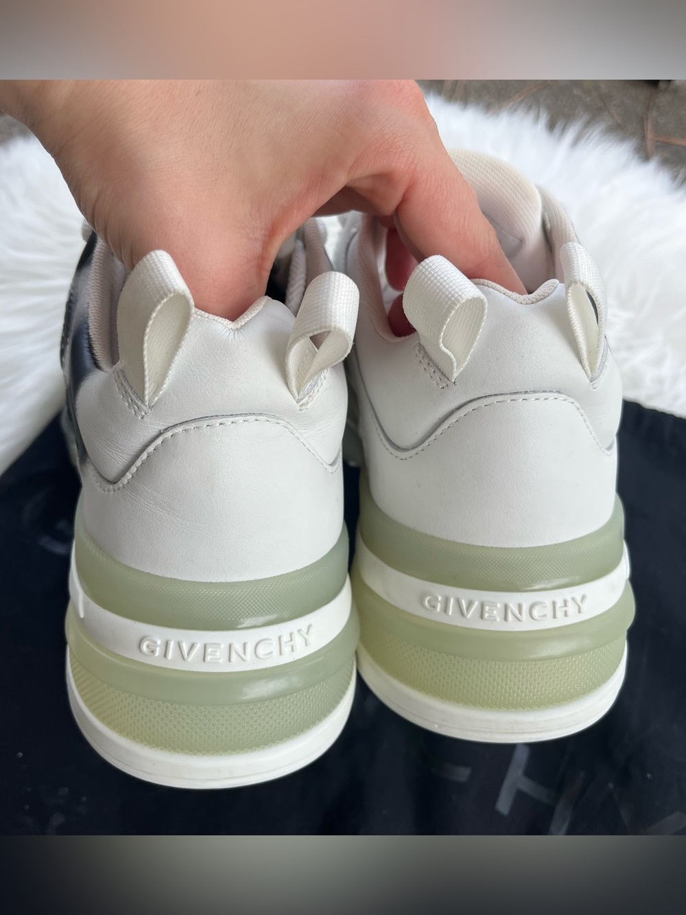 Givenchy x Chito GIV 1 Runner Sneakers SZ 9 US - Picture 10 of 12
